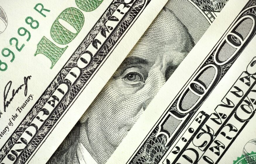    Путин посетовал из-за отказа от доллара