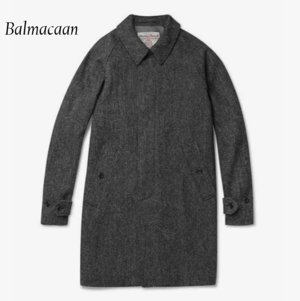 Пример модели мужского пальто Balmacaan с глухим воротником
