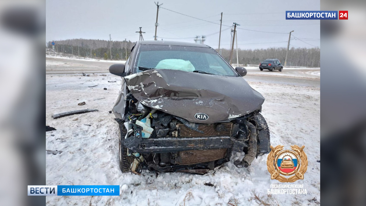    В Башкирии при столкновении "Жигулей" и иномарки погибла женщина