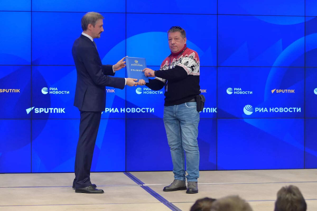 Сотрудник редакции Sputnik Казахстан Александр Мироглов / © РИА Новости