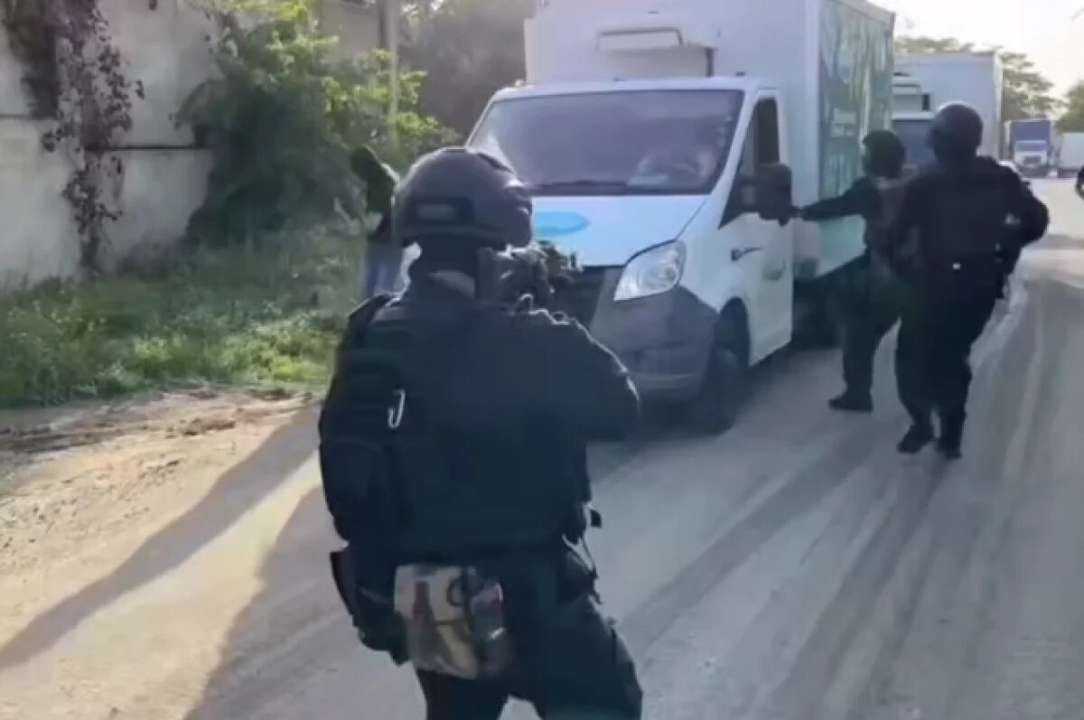    ФСБ обнародовала кадры задержания крымчанина, сотрудничавшего с ГУР Украины