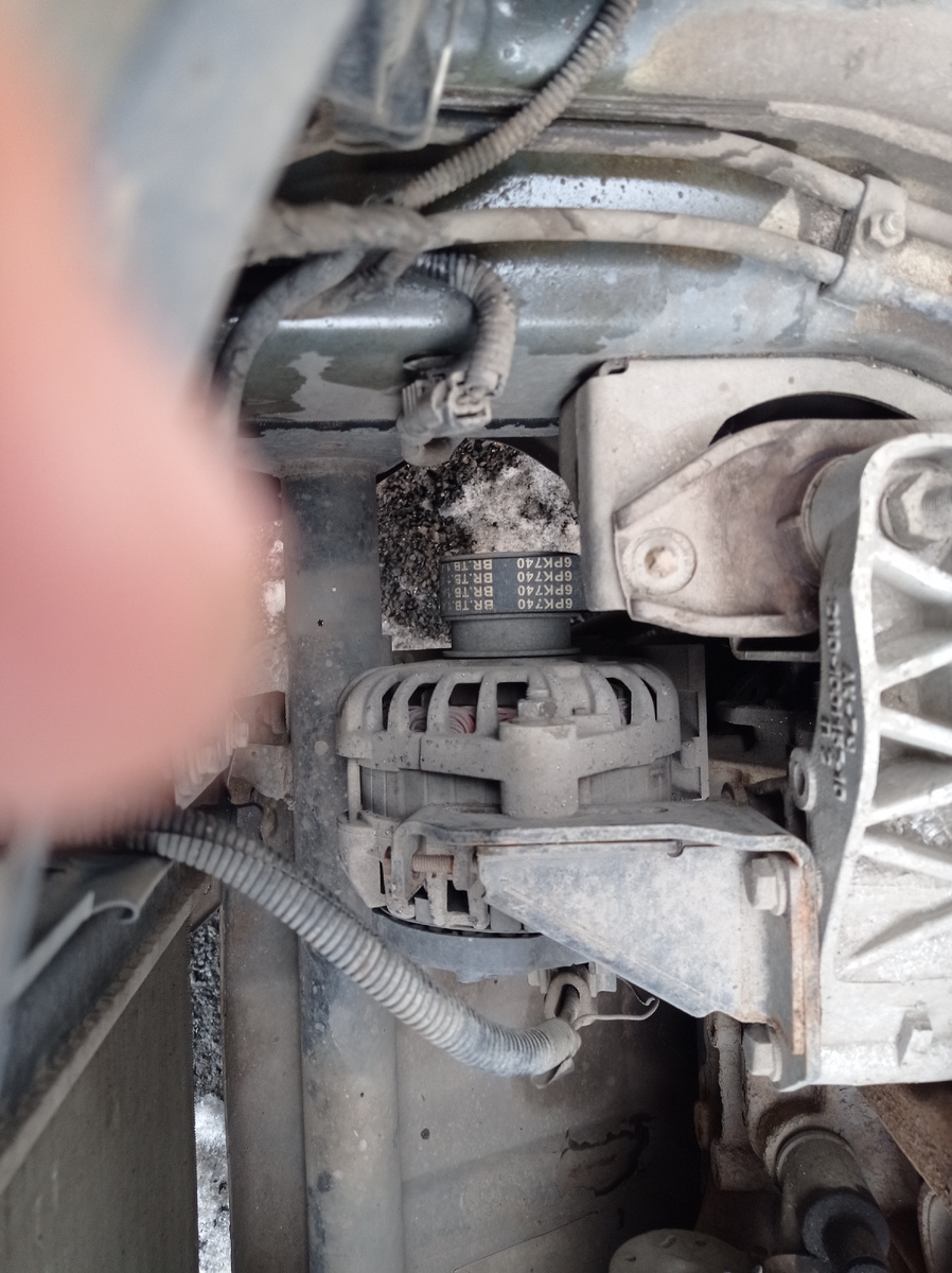 Генератор ждёт, пока его отремонтируют