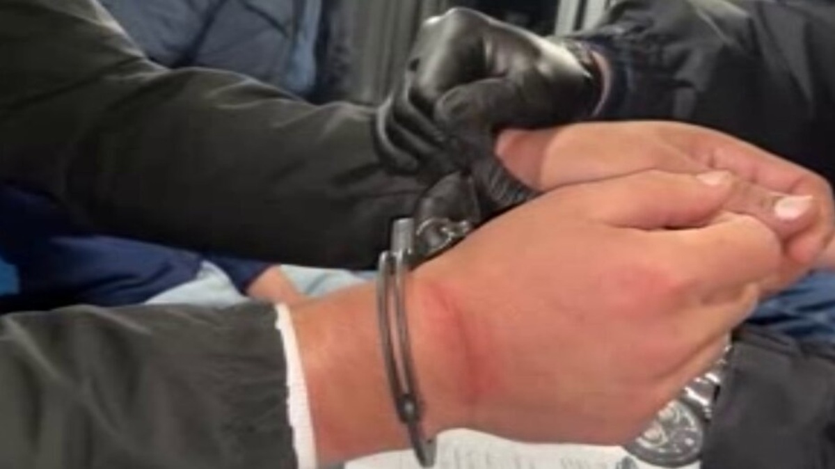    В Курске на железнодорожном вокзале белгородец украл 5 000 рублей у пенсионера