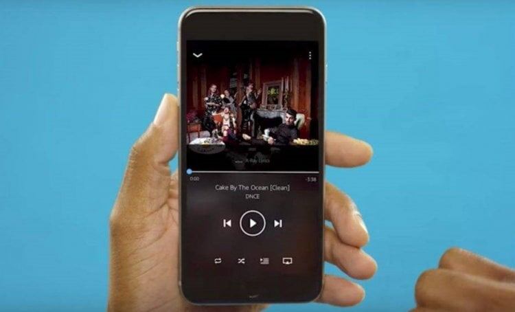    Нет ничего сложного в том, чтобы увеличить громкость динамиков телефона