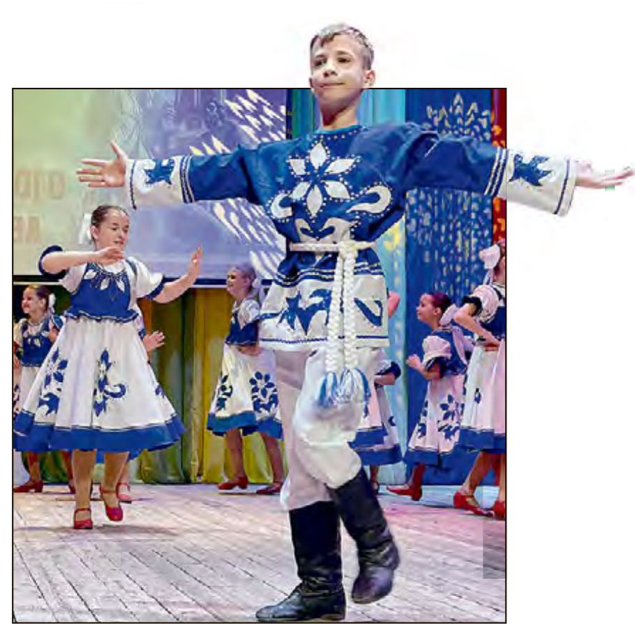 Народный хореографический ансамбль «Калинка» с композицией «Вася-Василек»