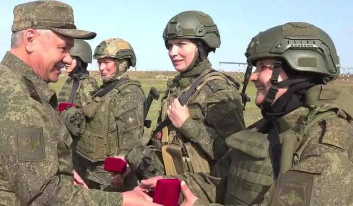     Женщины в зоне СВО. Источник: ria.ru Автор фото: Пресс-служба Минобороны РФ