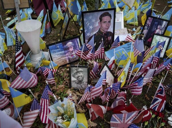    © AP Photo / Evgeniy Maloletka