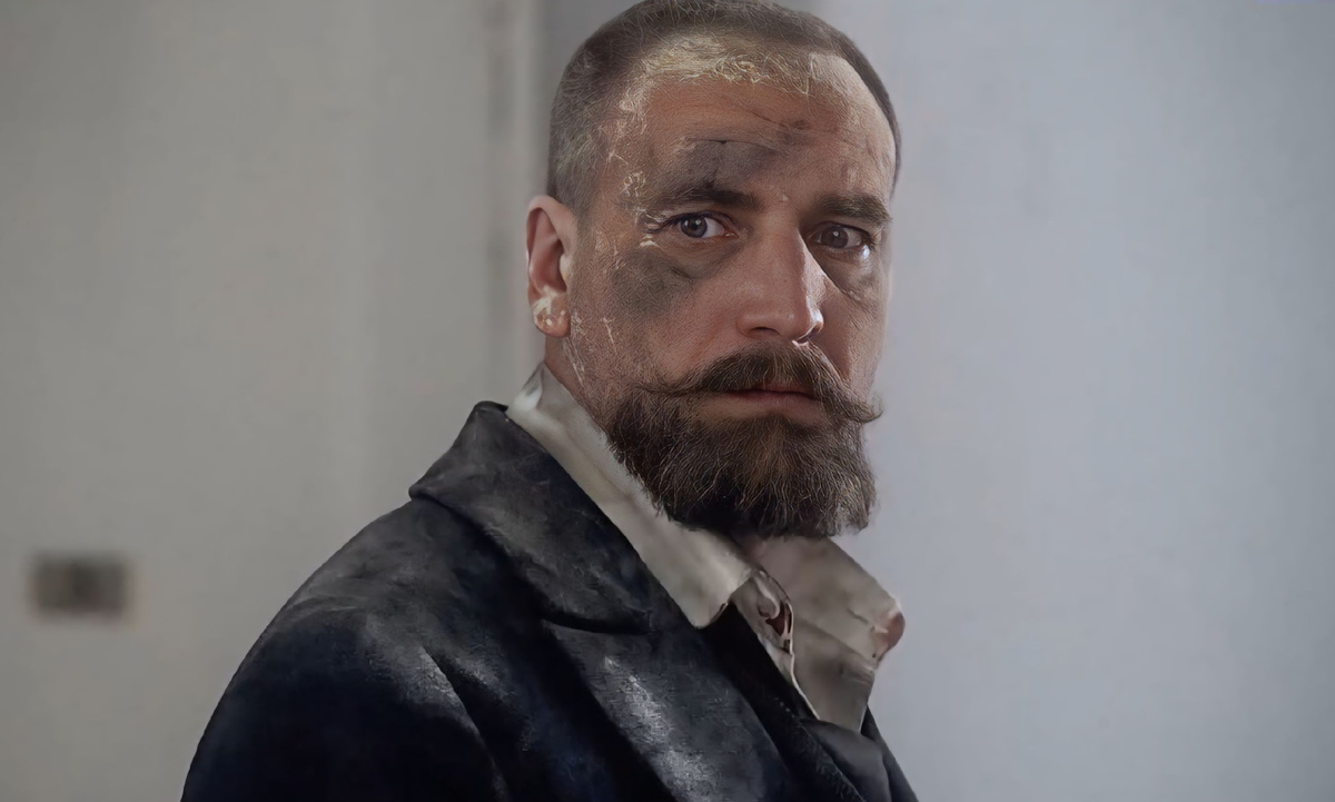 Кадрю из фильма. Александр Устюгов в роли Петра Столыпина