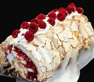 Меренговый рулет с малиной