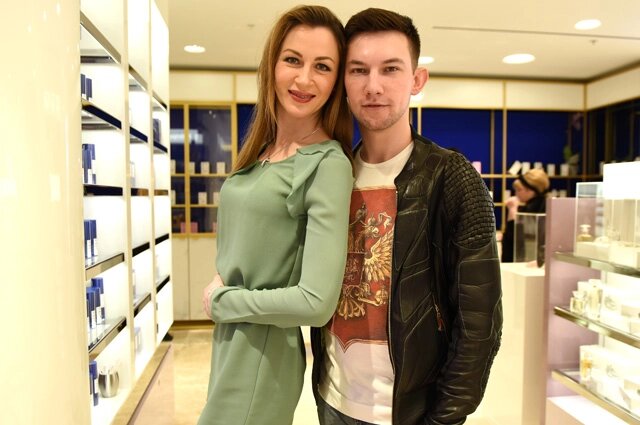    Актер Кирилл Емельянов с супругой Екатериной Директоренко. Фото:  РИА Новости/ Екатерина Чеснокова