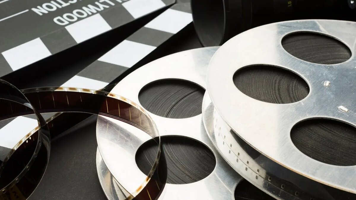    Киноплёнка.