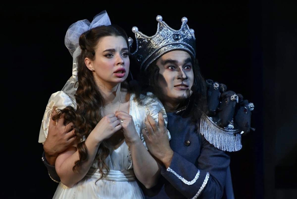 Спектакль «Щелкунчик» // Фото: пресс-служба Крымского академического русского драматического театра им. Горького