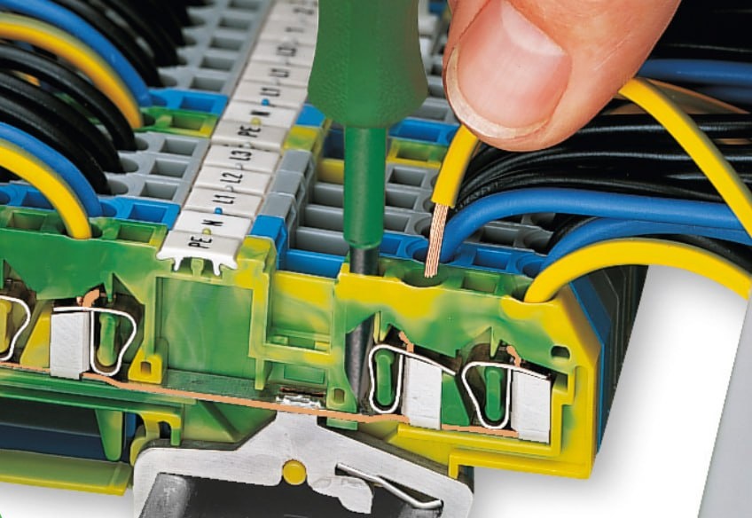 Рис. 2. Технология подключения проводника к клемме WAGO