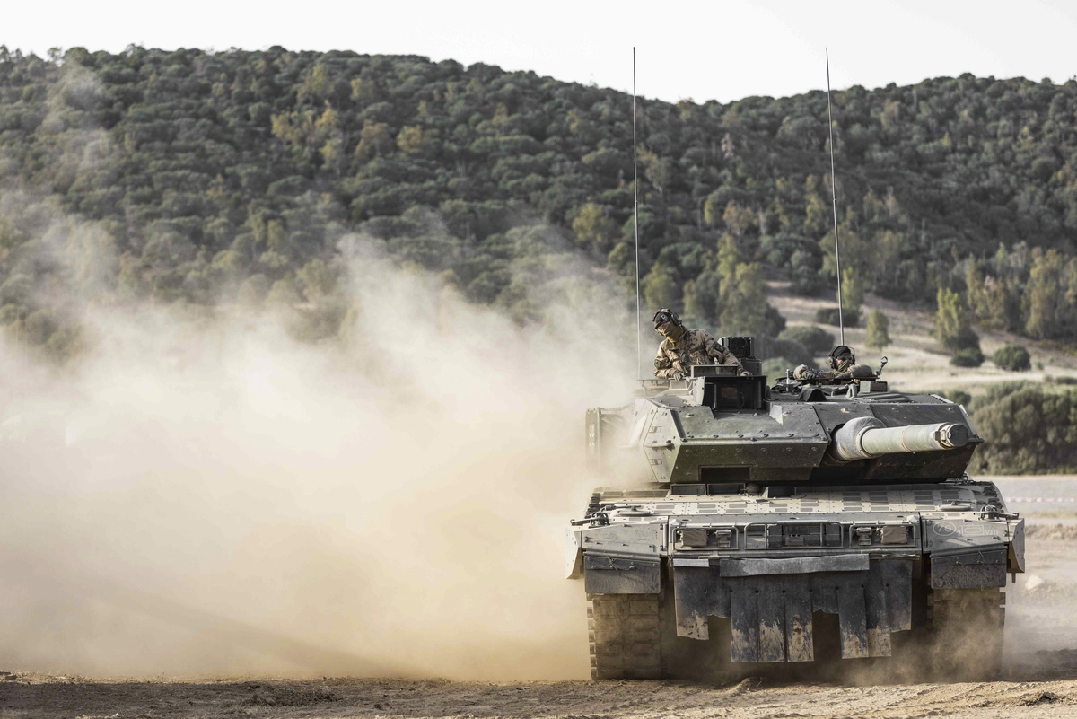 Мобилизованные будут нести боевое дежурство на передовых позициях юго-западнее Сватова.  Фото: Фото: служба распространения визуальной информации Министерства обороны США / dvidshub.net / NATO photo by Junior specialist (OR-2) Synne Nilsson, NOR-A (Public Domain)