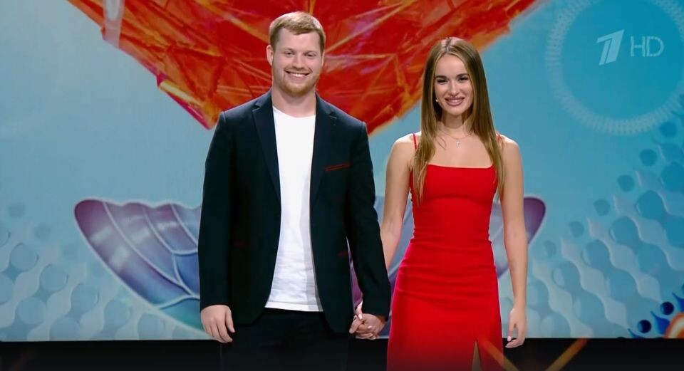    Хантер и Кристина. Источник: кадр видео шоу "Давай поженимся!"