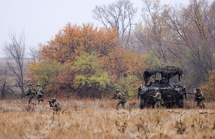    Работа мотострелковой бригады армии Росси в зоне СВО.Александр Река/ТАСС