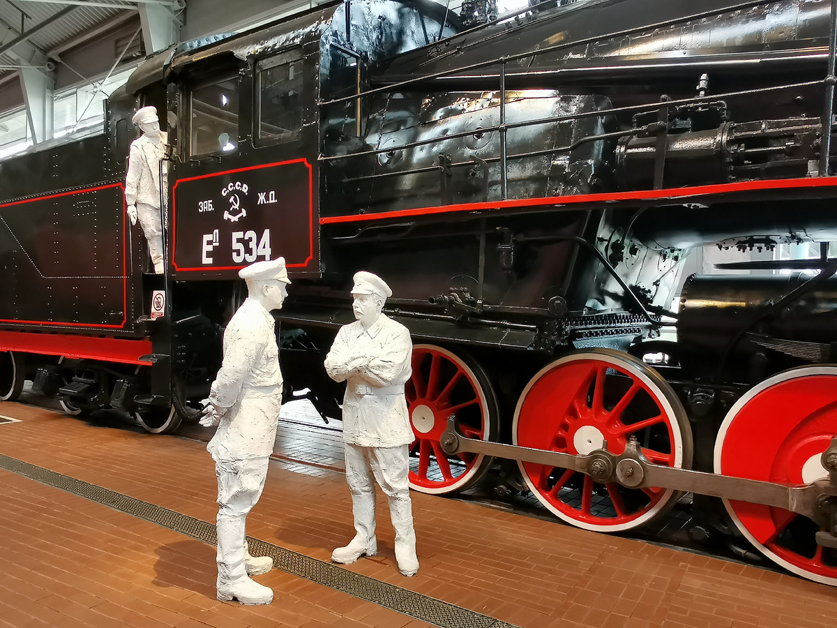 Товарный паровоз Ел-534. Фото автора.