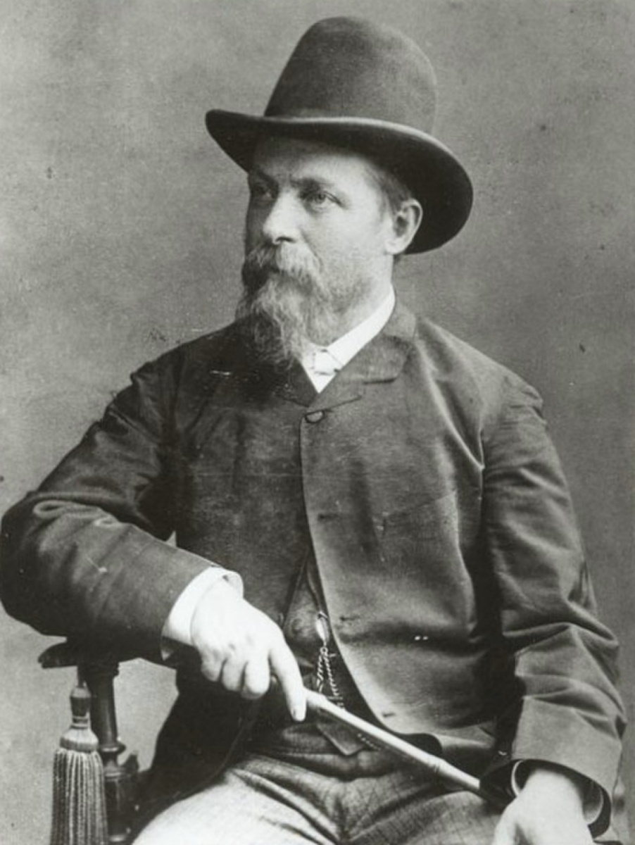 Художник Владимир Орловский.