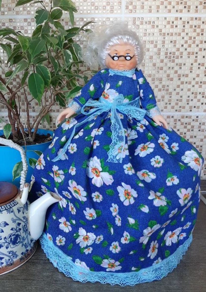 Бабулька-грелка фото автора