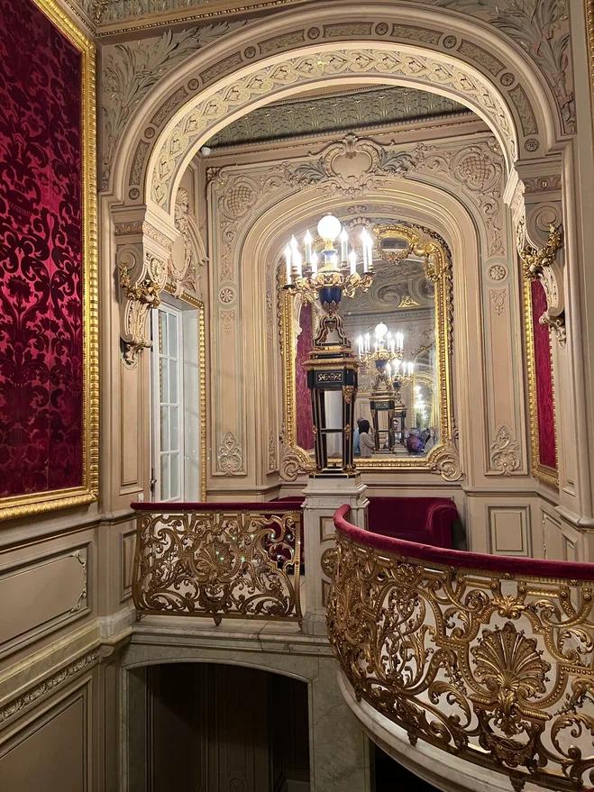 Владимирский дворец, Золотая лестница. Фото автора