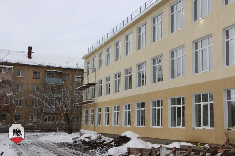    В орской школе №27 завершают капремонт Оренбуржье