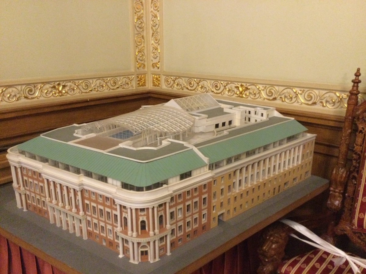 На макете хорошо видна планировка здания  