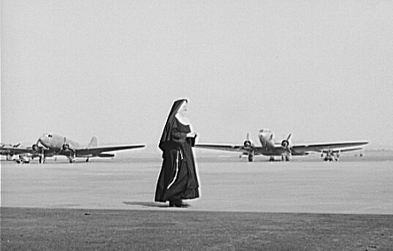 Мария Кински на аэродроме