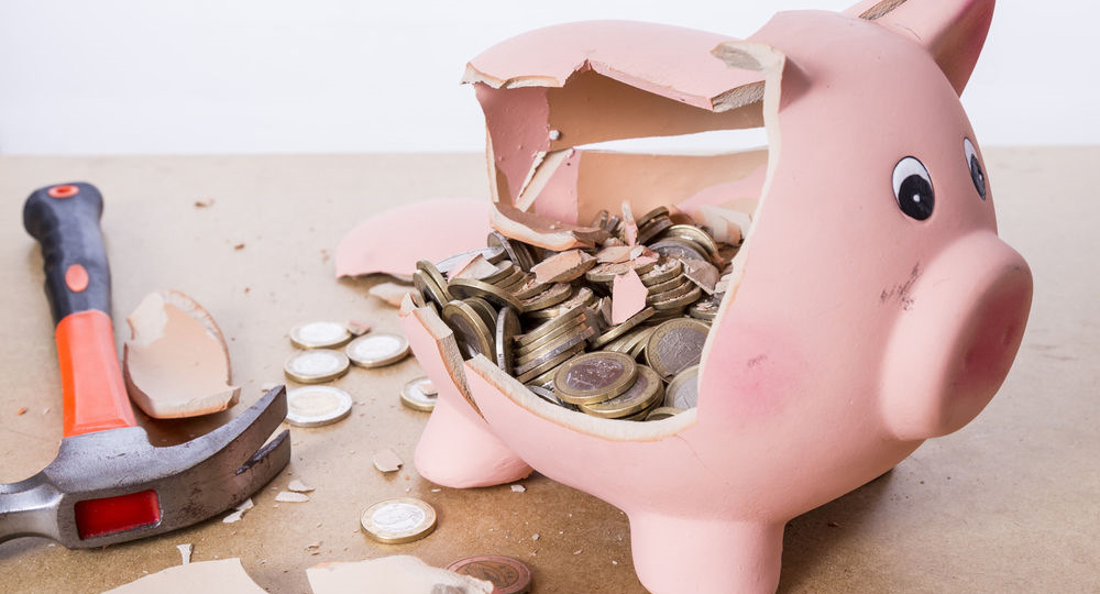 50 трлн. Рублей на депозитах в банках, которые могут заморозить. Почему это может случиться?