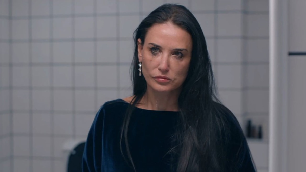 Кадр из фильма «Субстанция», реж. Корали Фаржа, 2024  