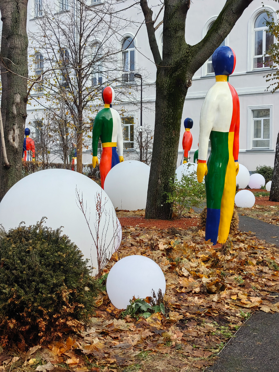 Агенты Малевича. Здесь и далее фото автора. 