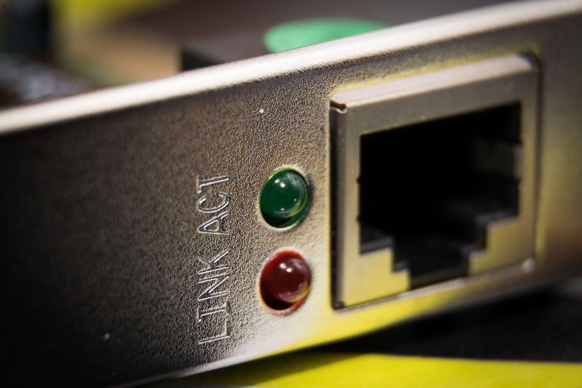 С развитием технологий и появлением новых стандартов, Wake-on-LAN продолжает оставаться востребованным решением, адаптируясь к современным требованиям и интегрируясь с новыми системами управления.