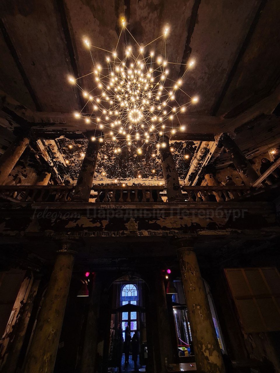 В Анненкирхе. Фото: Парадная гостья