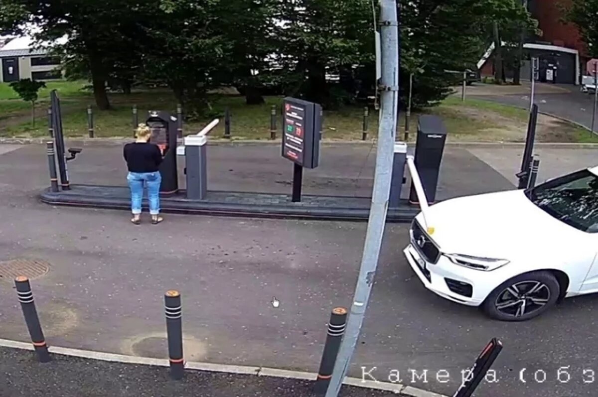    Администрация снизила цены на платных парковках, не пользовавшихся спросом