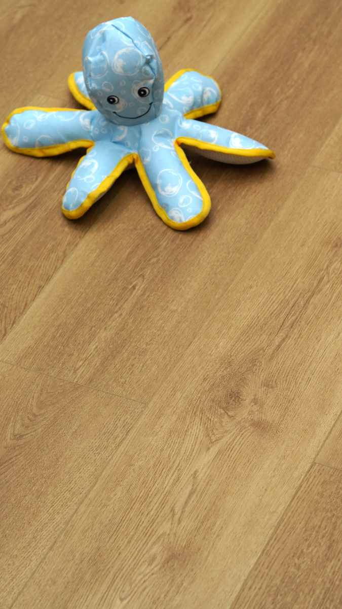 BRONIX, коллекция Kvarr, дизайн Tiger