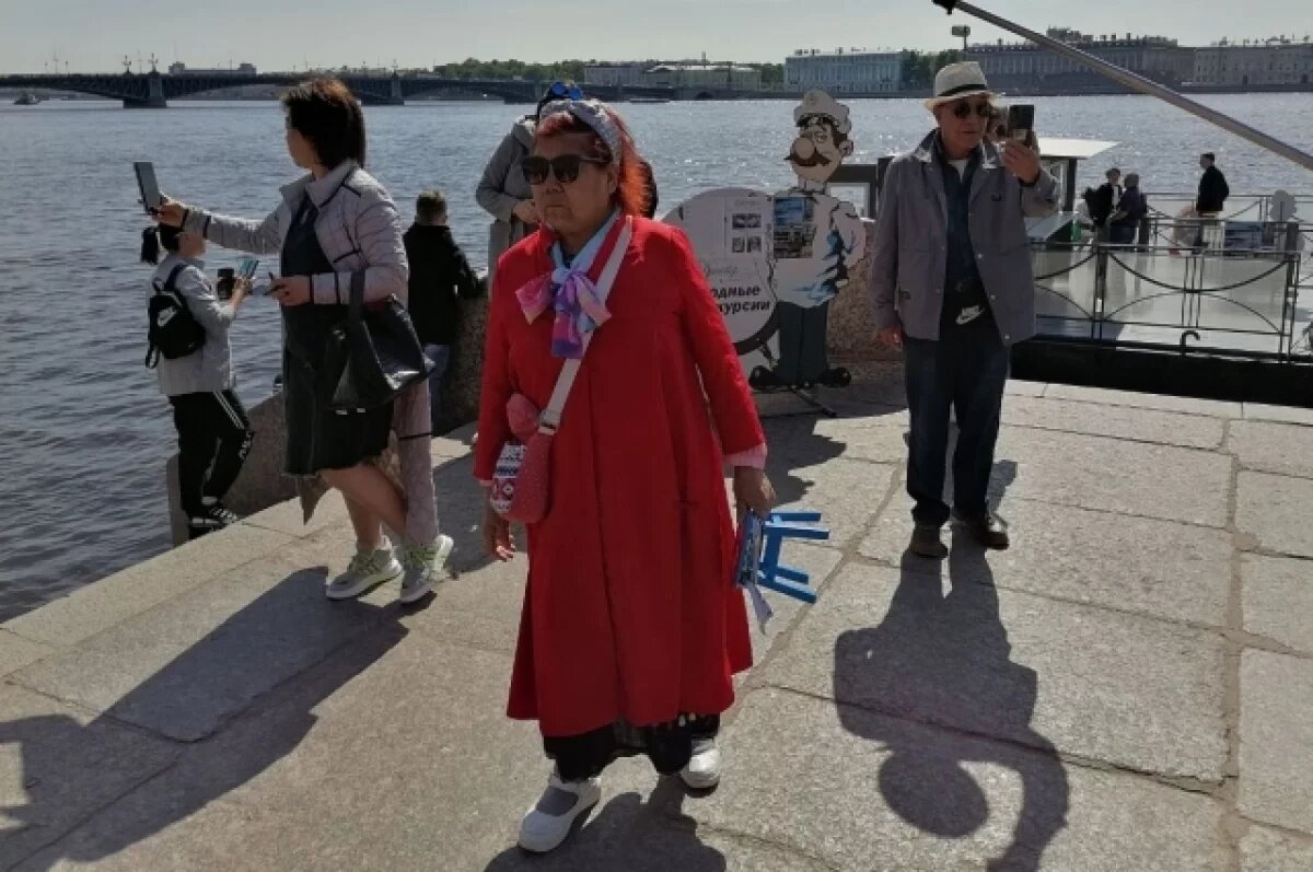    РСТ: упрощение визового режима привело к росту турпотока из КНР в 7 раз