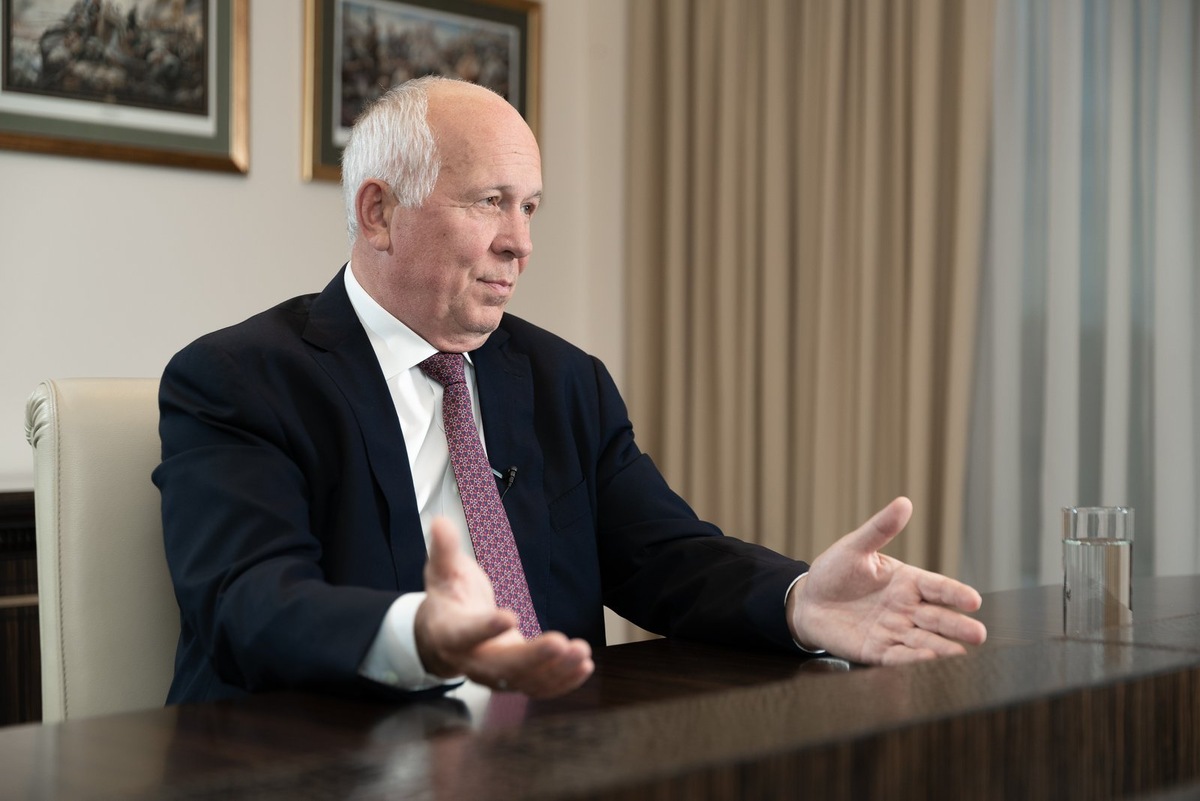    Сергей Чемезов