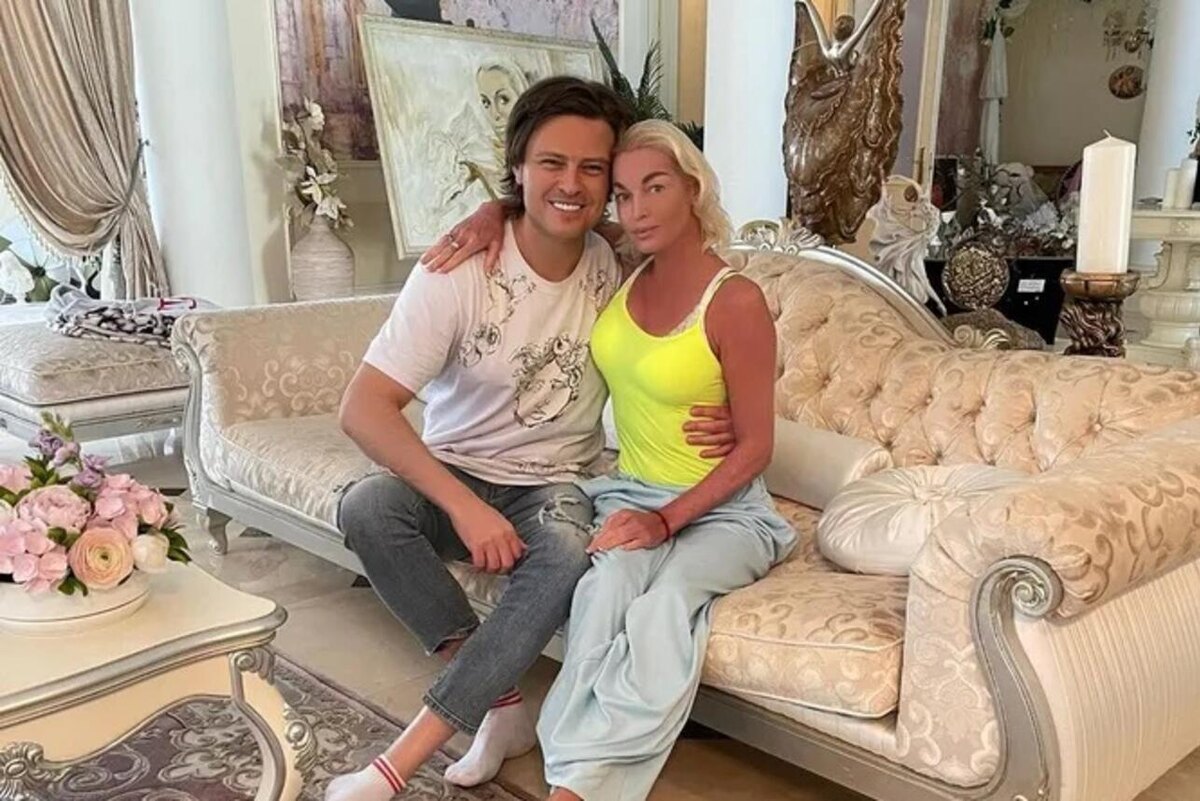    Анастасия Волочкова и Прохор Шаляпин Социальные сети