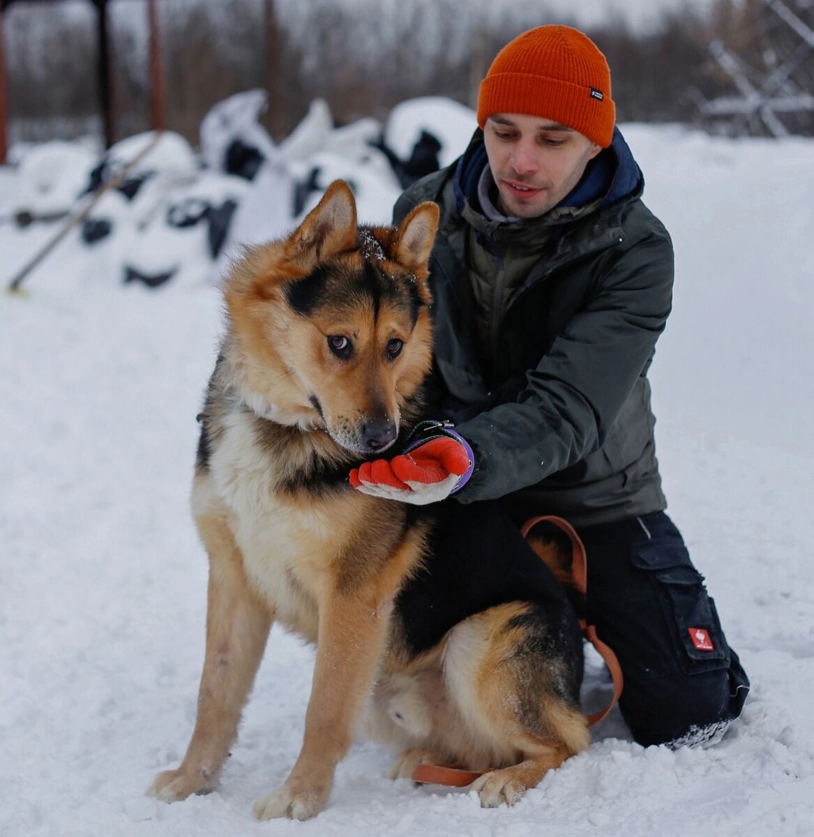 Джан в поисках любящей семью