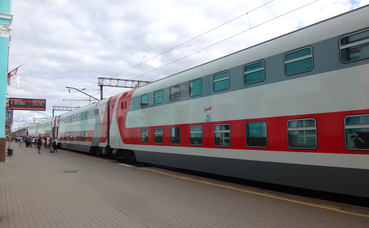 Двухэтажный поезд