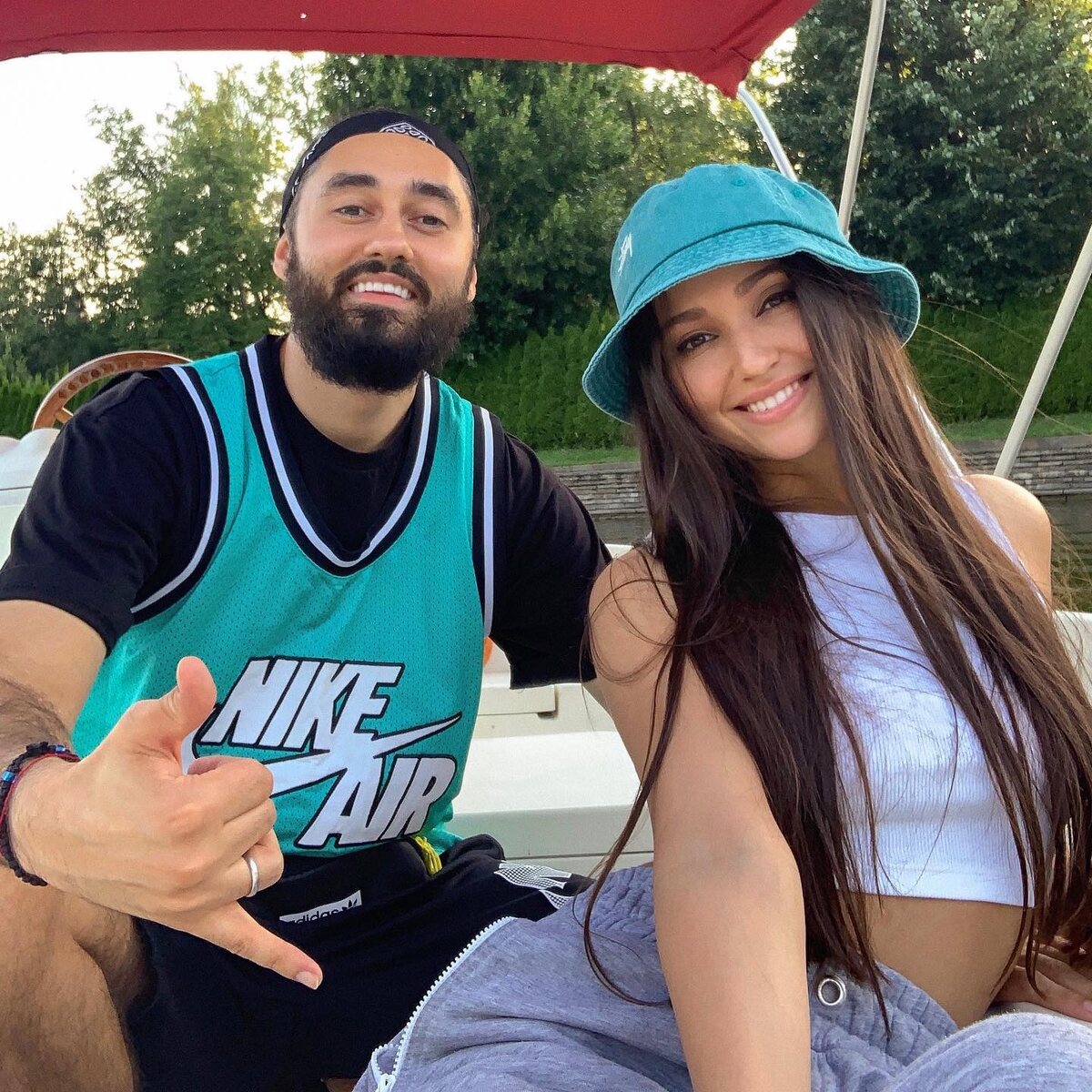 Мот и Мария Мельникова