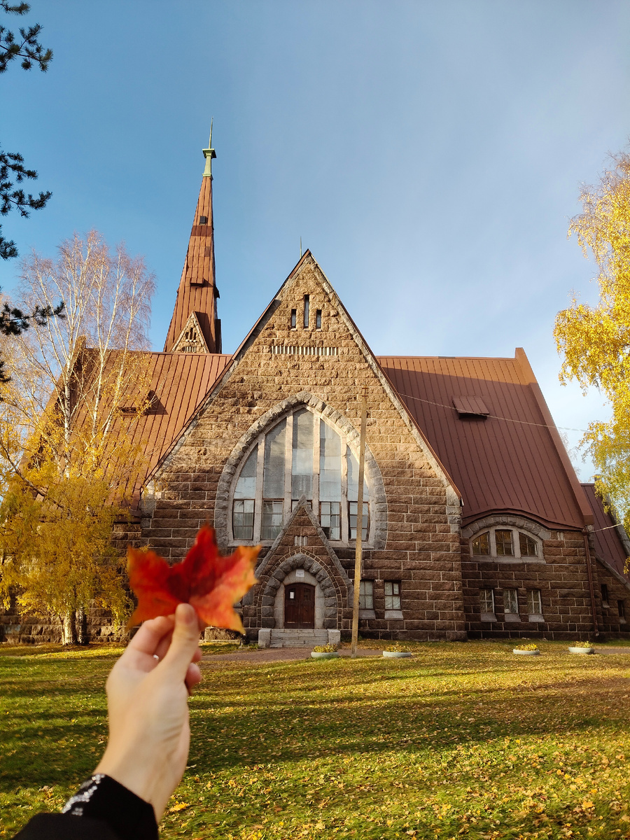 Кирха святой Марии Магдалины в Приморске. (Заводская ул., 5).