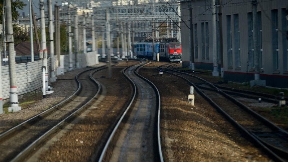    Железнодорожные пути в Петербурге Автор фото: Сергей Ермохин / "Деловой Петербург"