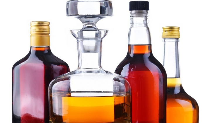    И в борьбе с зеленым змием побеждает…