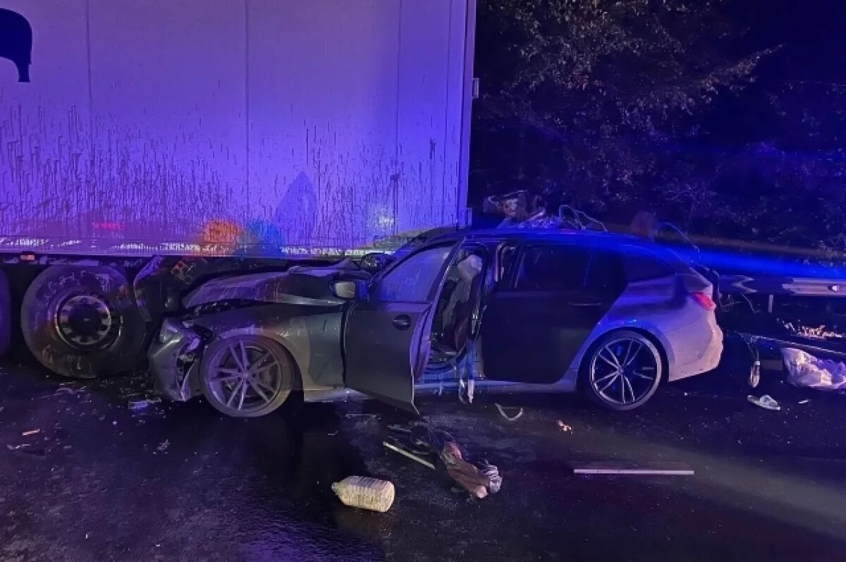    Под Туапсе в ДТП с грузовиком погиб пассажир легковушки