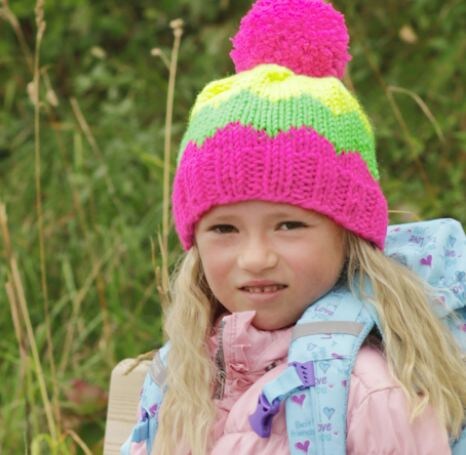    Зигзагообразным узором   
Источник: DROPS Design 