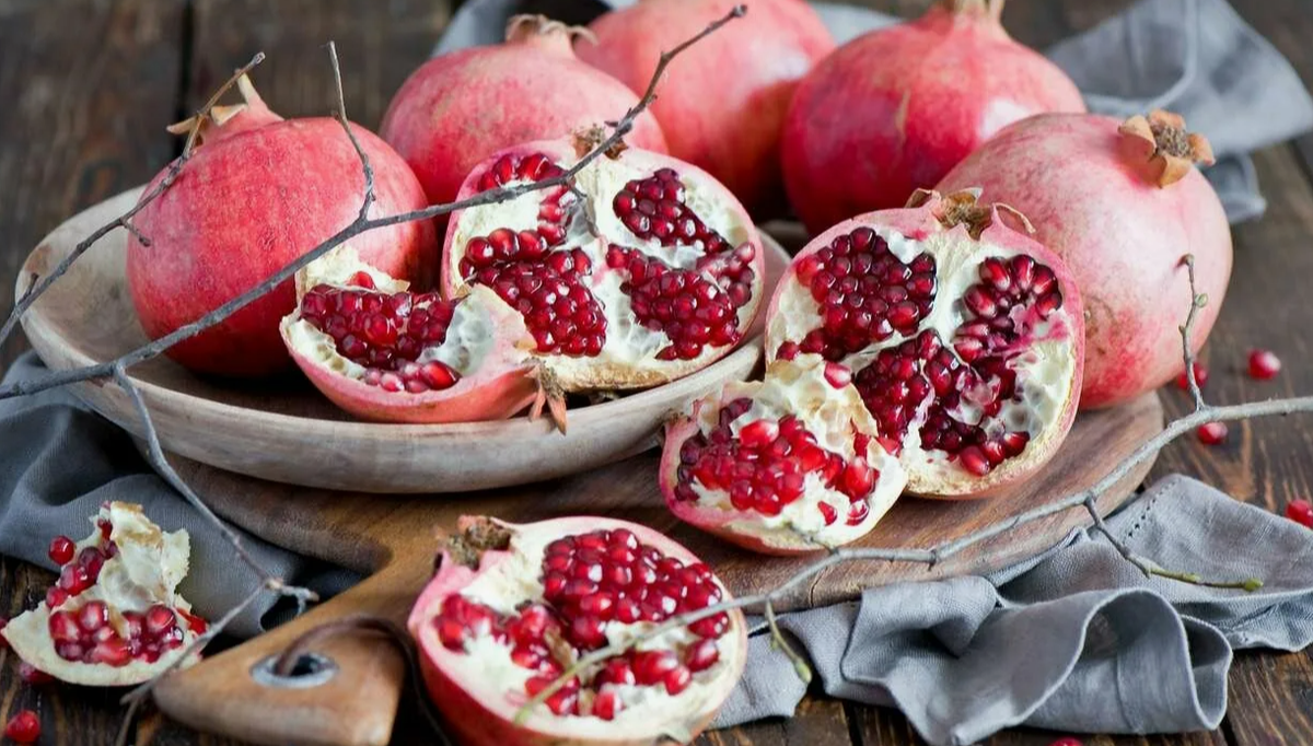 Можно ли есть гранат с косточками детям