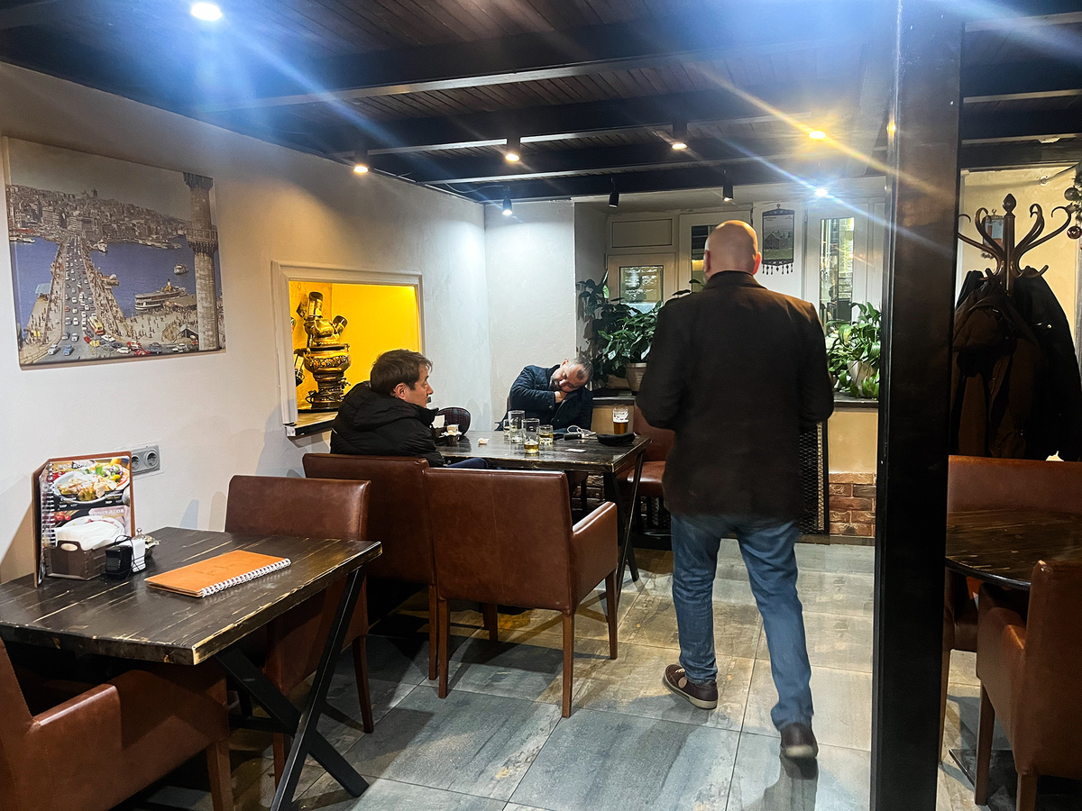 Антураж первого этажа →