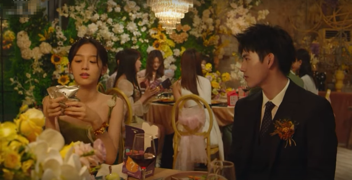 Встреча повзрослевших героев на свадьбе друга, кадр из фильма