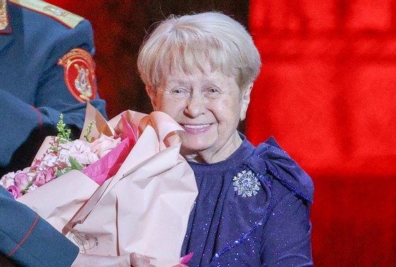    Александра Пахмутова