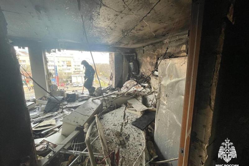    ГУ МЧС по Ставропольскому краю / Взрыв повредил 22 квартиры в двух подъездах